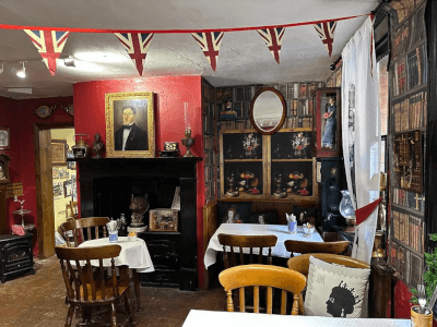 Wylie's Tearoom
