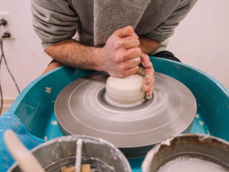 wheel throwing pottery