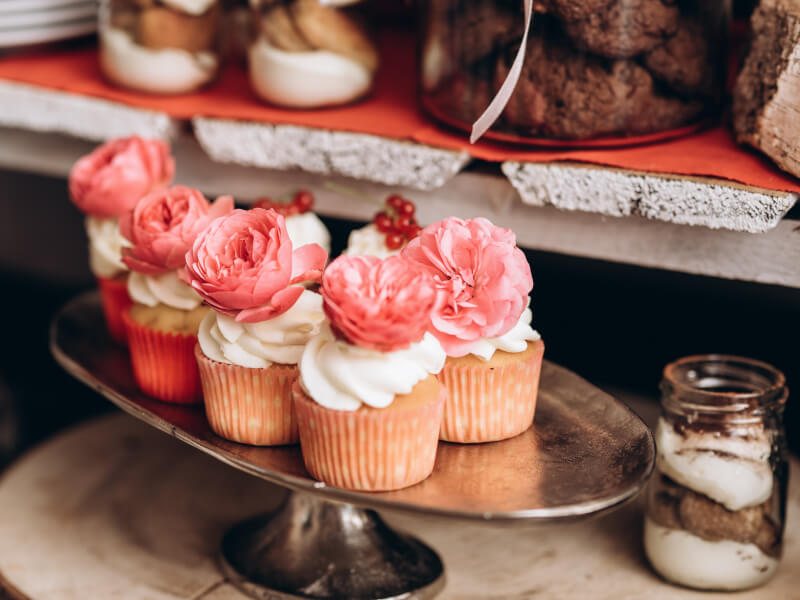 Cupcake decorating class 